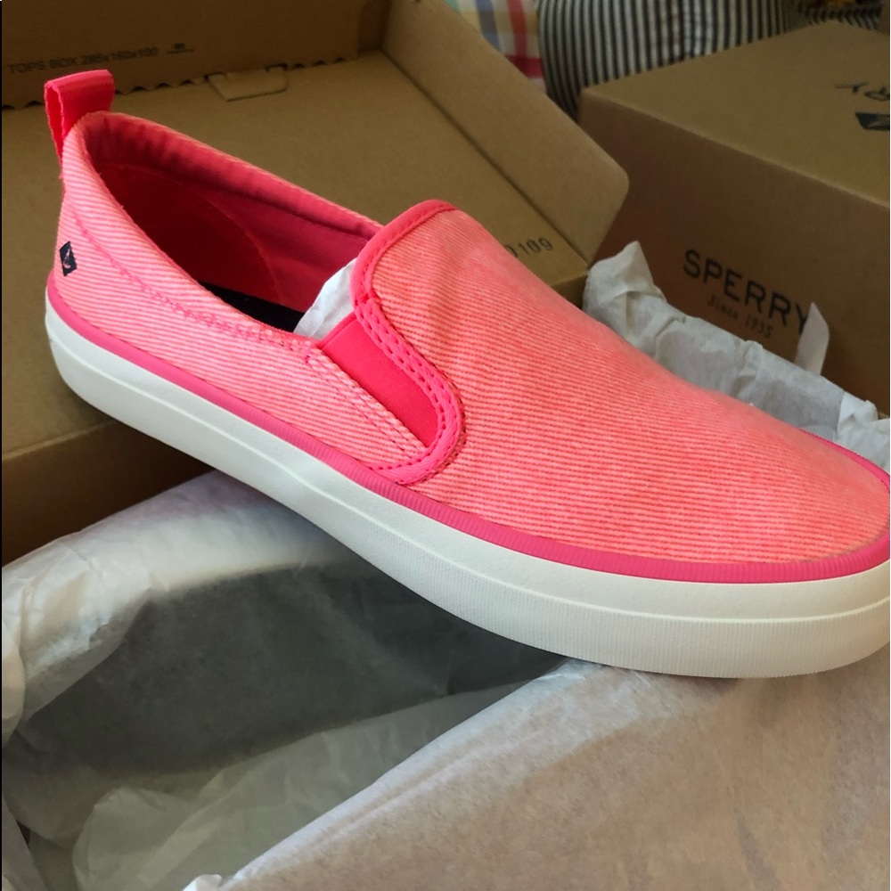 BNIB Sperry Crest S/O Twill Pink Sneakers 6.5